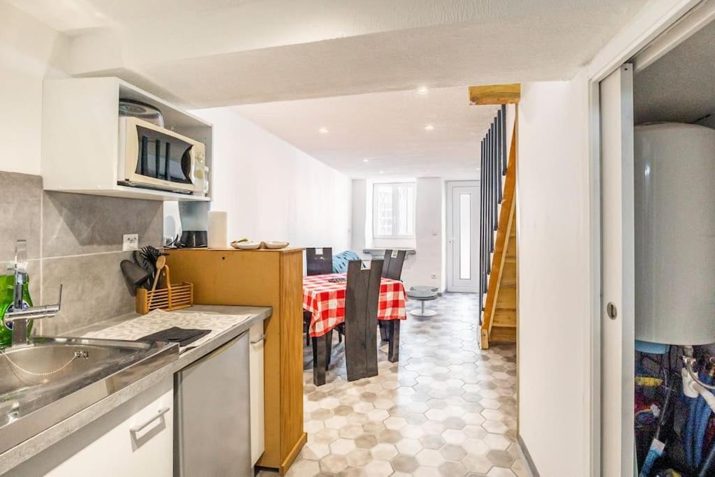 Maison Atypique Dans Circulade Bram Extérieur photo
