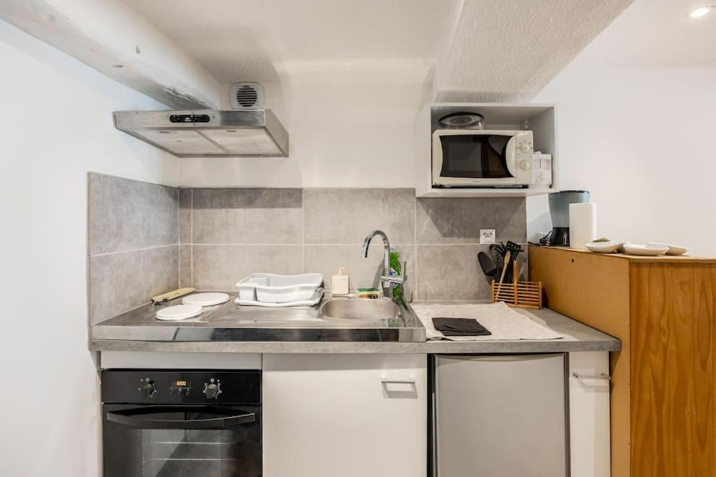 Maison Atypique Dans Circulade Bram Extérieur photo