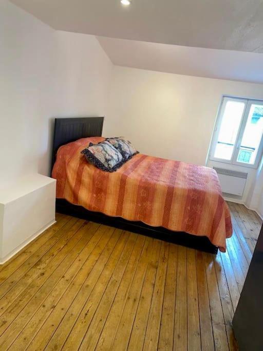 Maison Atypique Dans Circulade Bram Extérieur photo