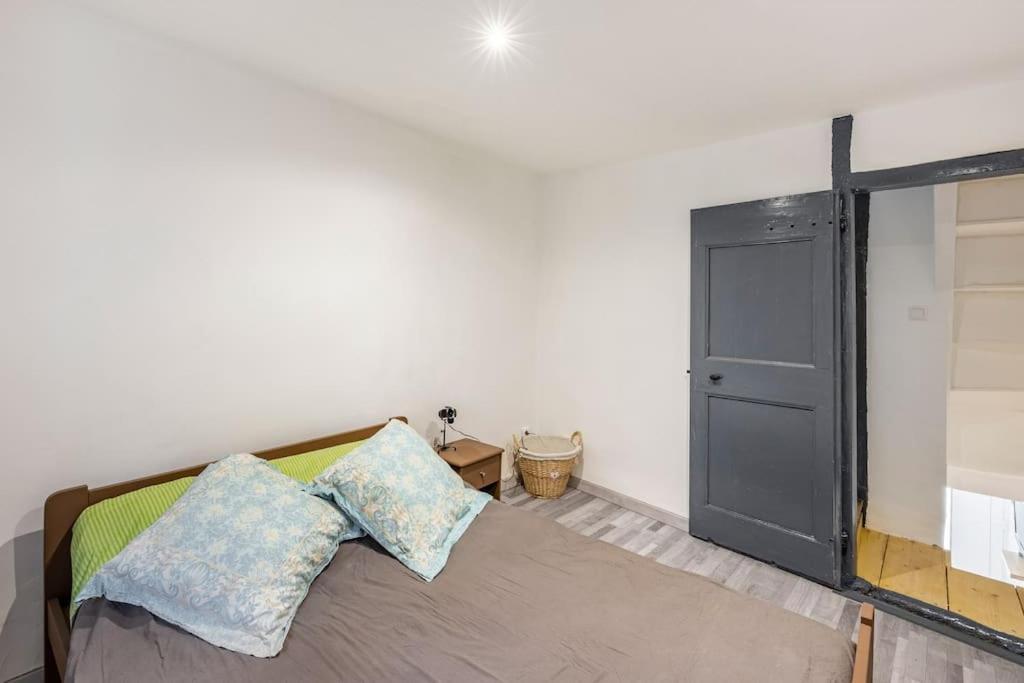 Maison Atypique Dans Circulade Bram Extérieur photo